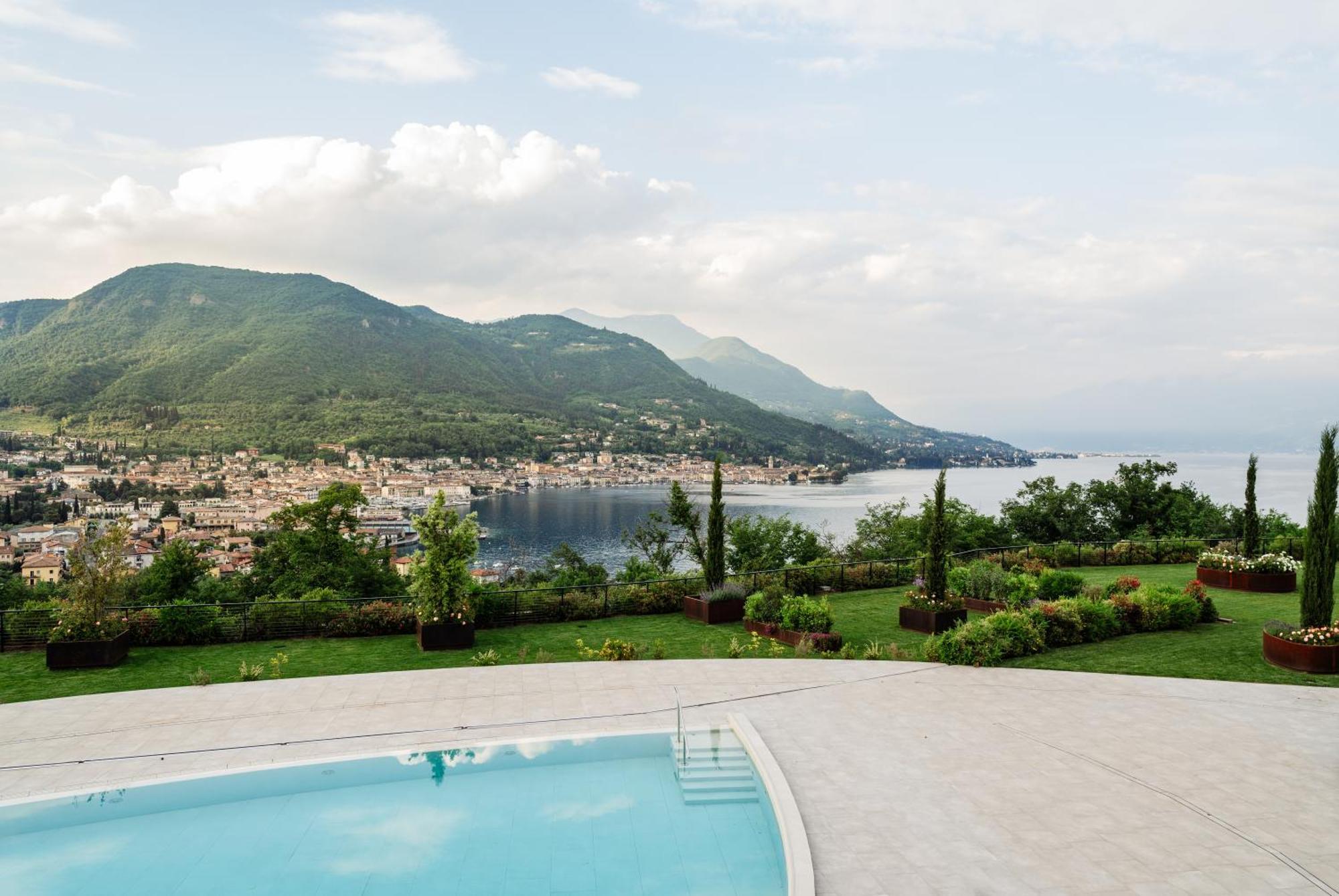 L'Affetto sul Lago di Garda Salò Esterno foto